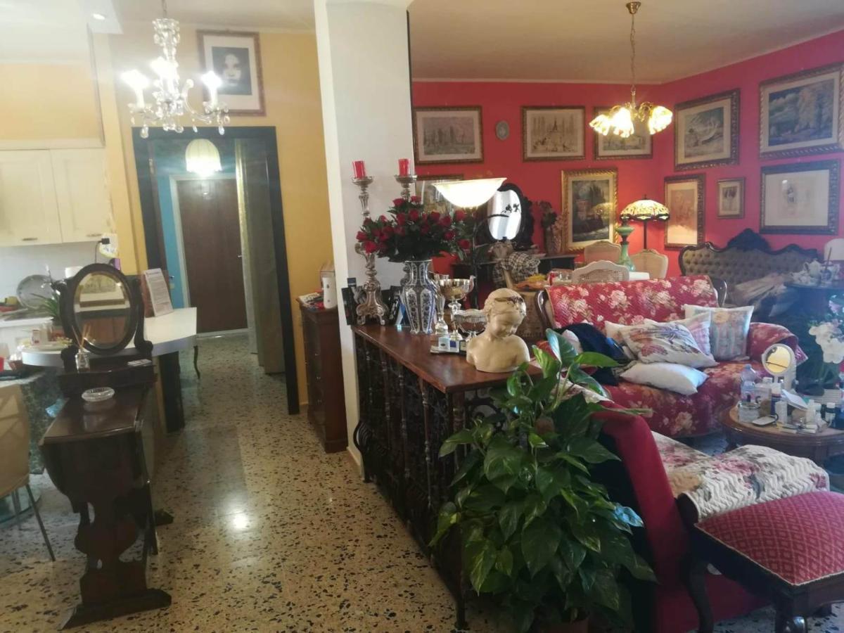 Domus Aurea Bed & Breakfast Oristano Exterior photo